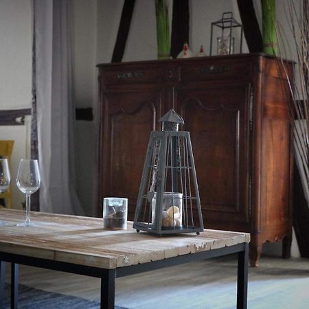 Sous Les Toits Du Zinc - Climatise Appartement Colmar Buitenkant foto